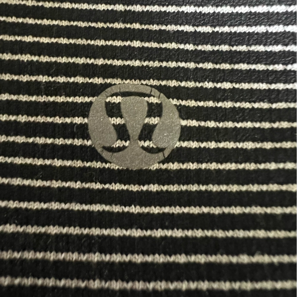 Lululemon bundle black & white stripe shirt (8) gray tank (6). - Picture 13 of 13